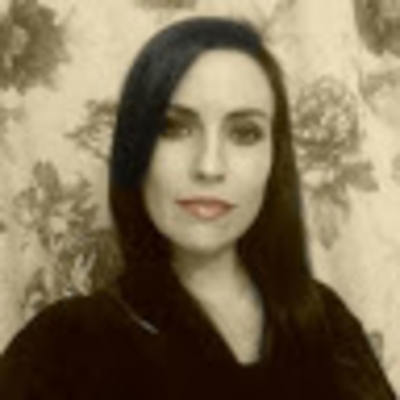 Meet your Posher, Kara - Picture 1 of 1